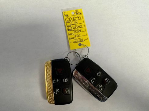 Used 2019 Land Rover Range Rover Velar R-Dynamic SE AWD/4WD image 39