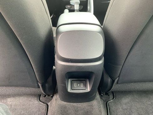 Used 2024 Hyundai Elantra SEL image 14