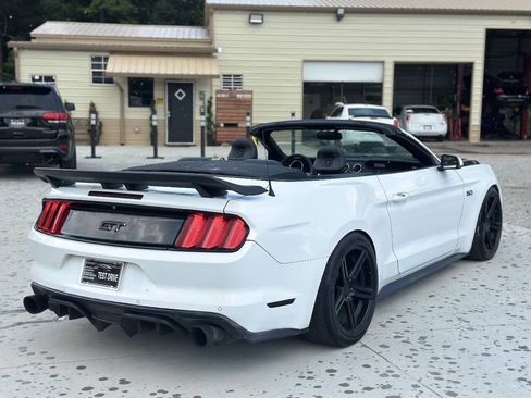 Used 2015 Ford Mustang GT Premium RWD image 9
