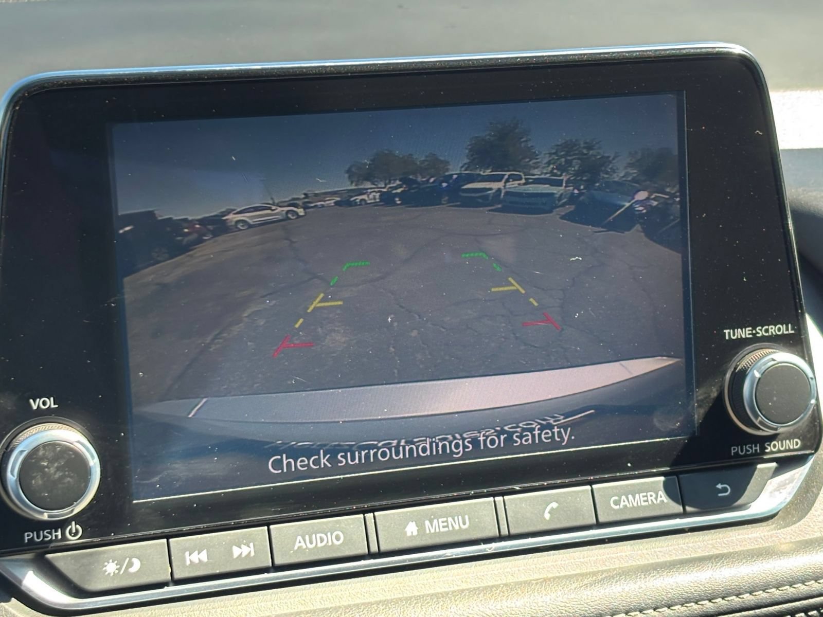 Used 2025 Nissan Rogue SV FWD image 25
