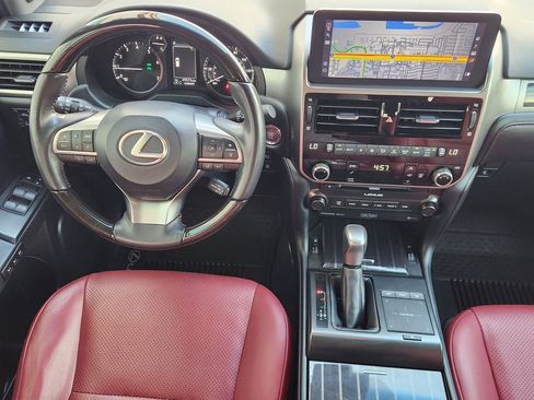 Certified 2022 Lexus GX 460 Luxury w/ Sport Design Package AWD/4WD image 28