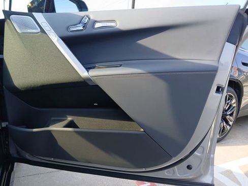 New 2026 BMW iX M70 image 17