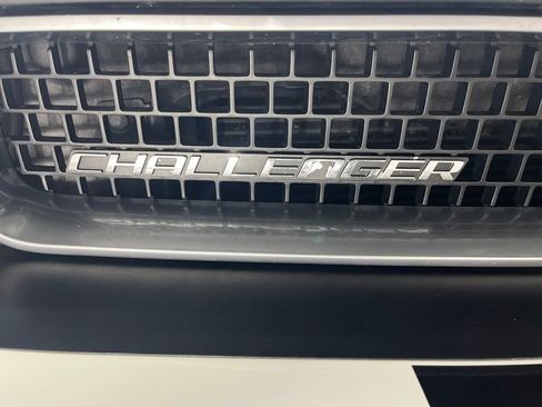 Used 2013 Dodge Challenger R/T Plus image 29