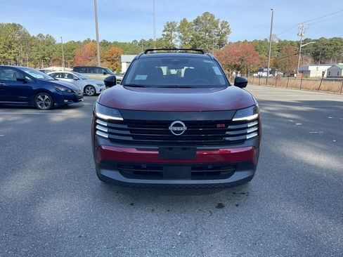 New 2026 Nissan Kicks SR w/ Cold Weather Package image 3