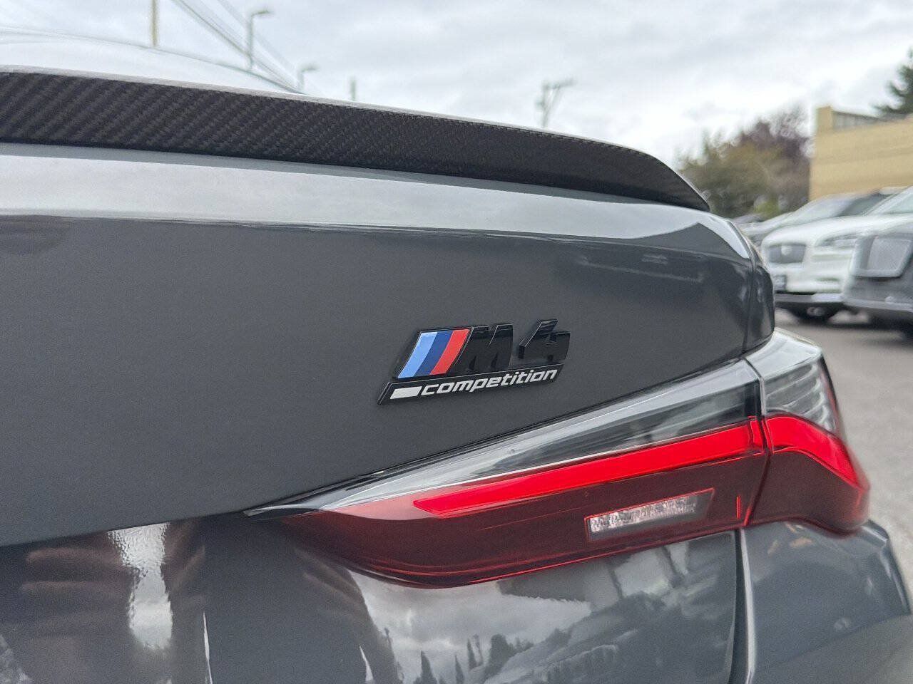 Used 2021 BMW M4 Competition w/ M Carbon Exterior Package RWD image 9