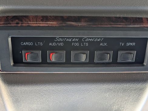 Used 2003 GMC Savana 3500 image 16