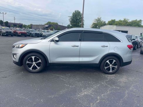 Used 2018 Kia Sorento EX w/ EX Advanced Touring Package AWD/4WD image 4