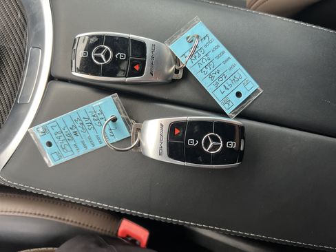 Certified 2019 Mercedes-Benz G 63 AMG 4MATIC image 37