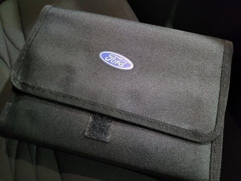 Used 2021 Ford Explorer XLT image 69