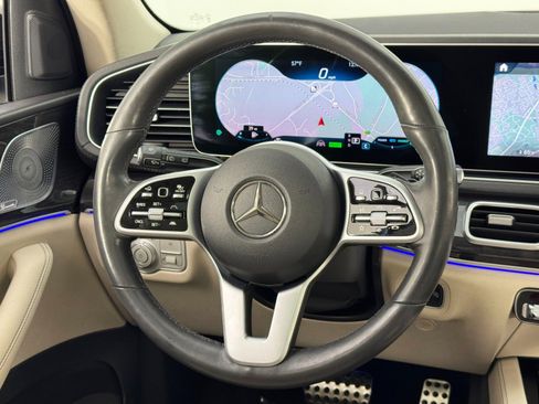 Used 2020 Mercedes-Benz GLS 580 4MATIC image 24