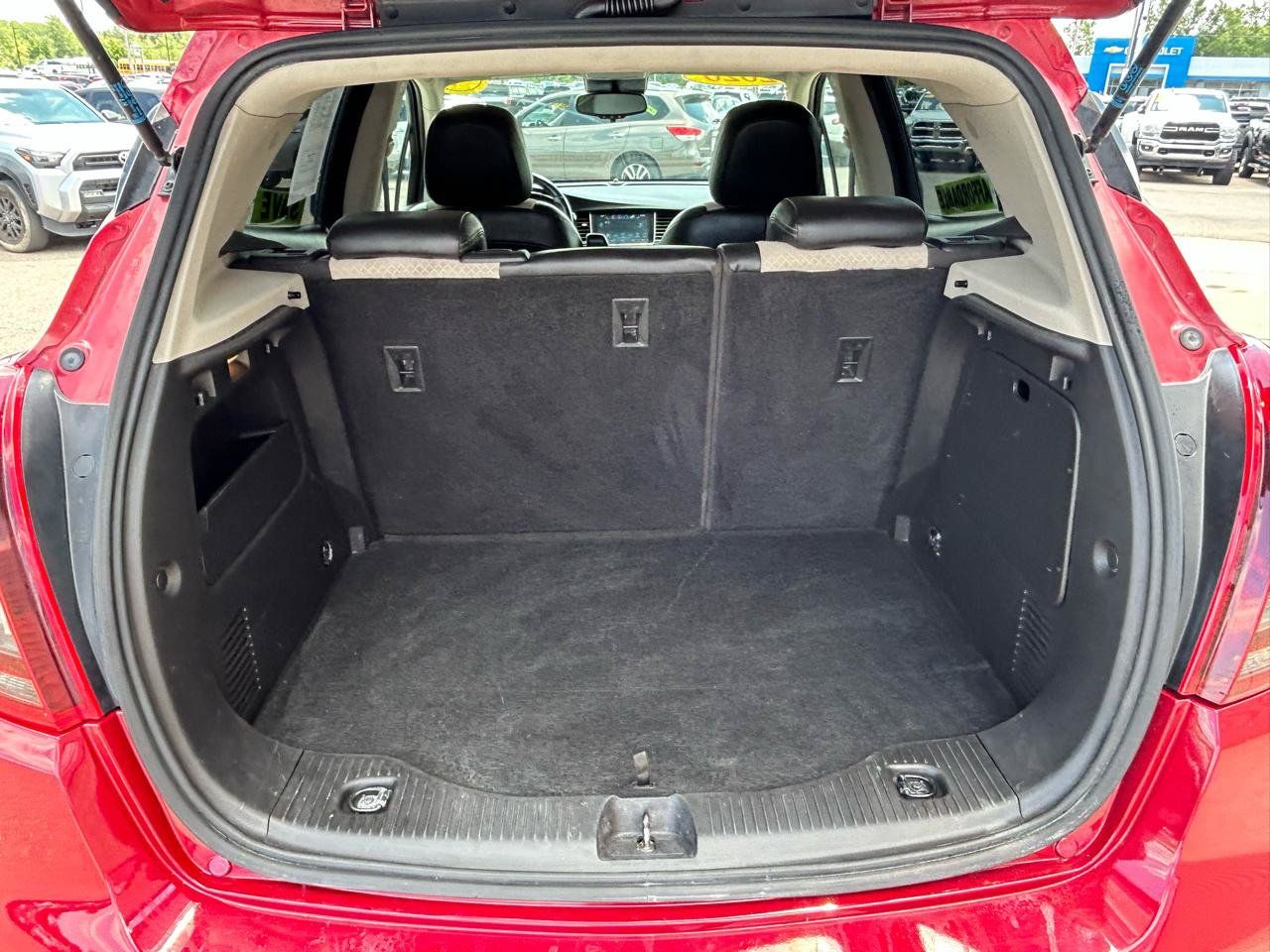 Used 2020 Buick Encore Preferred w/ Safety Package FWD image 19