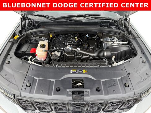 Used 2024 Jeep Grand Cherokee Altitude AWD/4WD image 24
