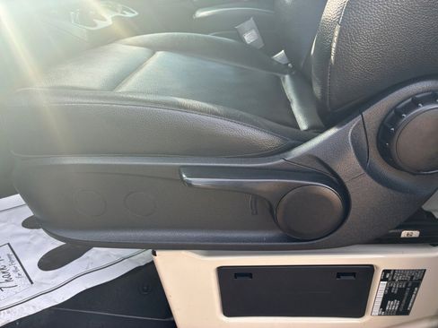 Used 2021 Mercedes-Benz Sprinter 2500 image 10