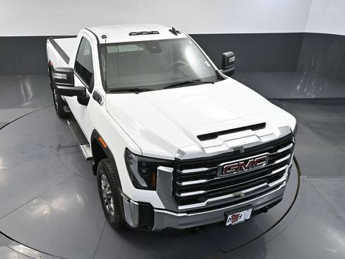 Used 2025 GMC Sierra 3500 SLE w/ SLE Convenience Package AWD/4WD image 54
