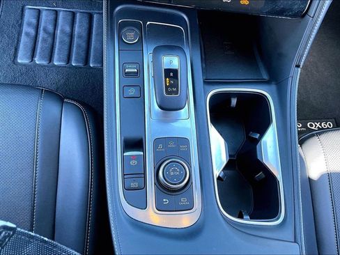 Certified 2025 INFINITI QX60 Luxe image 20