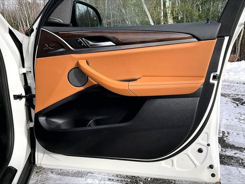 Used 2024 BMW X3 xDrive30i w/ Premium Package image 22