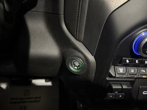 Used 2023 GMC Sierra 2500 Denali w/ Denali Ultimate Package image 18