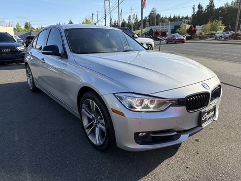 Used 2015 BMW 328i xDrive Sedan AWD/4WD image 9