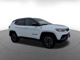 Used 2025 Jeep Compass Trailhawk AWD/4WD video 2