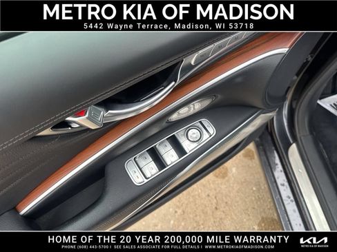 Used 2020 Kia K900 Luxury w/ VIP Package AWD/4WD image 12