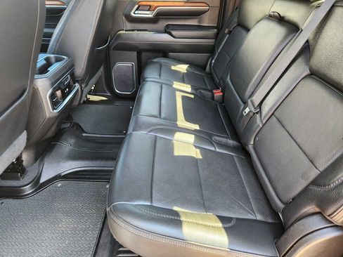 Used 2023 GMC Sierra 1500 Denali w/ Denali Reserve Package AWD/4WD image 10