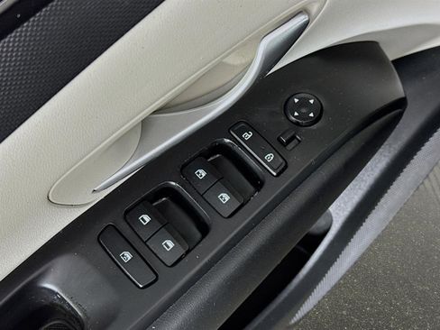 Used 2022 Hyundai Tucson SEL image 19