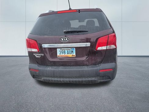 Used 2013 Kia Sorento LX image 5