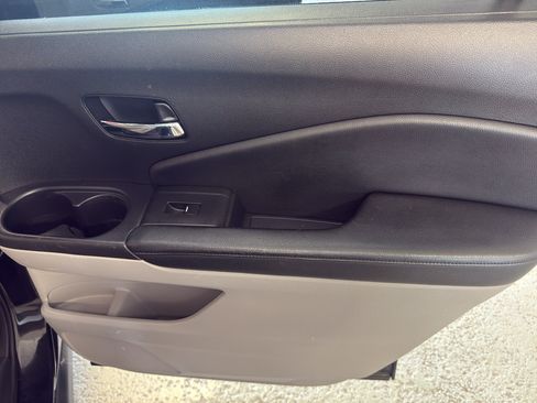 Used 2018 Honda Pilot LX image 24