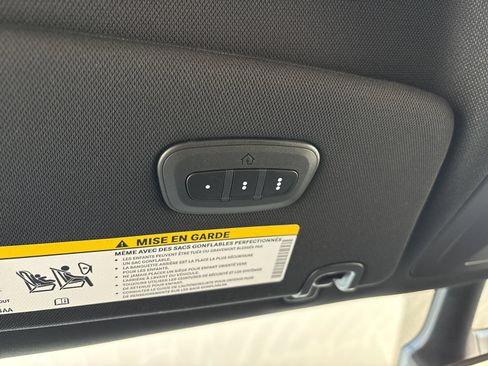 New 2026 Chrysler Pacifica Select w/ S Appearance Package FWD image 20