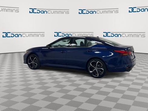 Used 2024 Nissan Altima 2.5 SR image 6