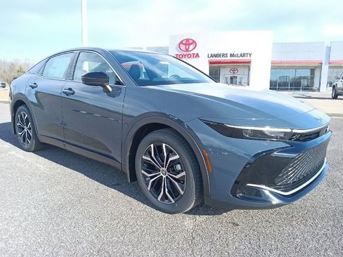 New 2026 Toyota Crown XLE image 1