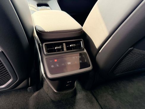 New 2026 Polestar Polestar 4 image 17