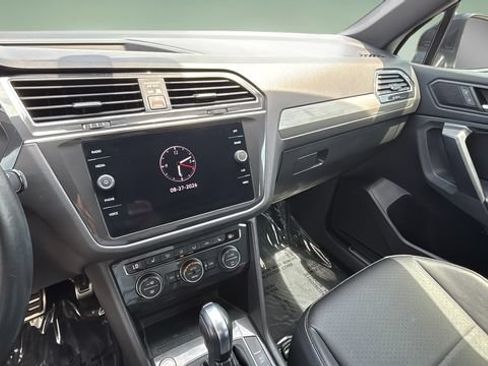 Used 2021 Volkswagen Tiguan SE R-Line FWD image 25