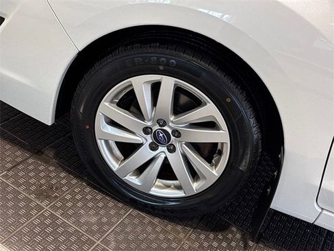 Used 2015 Subaru Impreza 2.0i Premium image 8