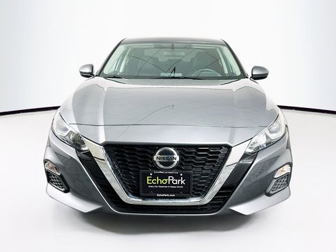 Used 2020 Nissan Altima 2.5 S image 2
