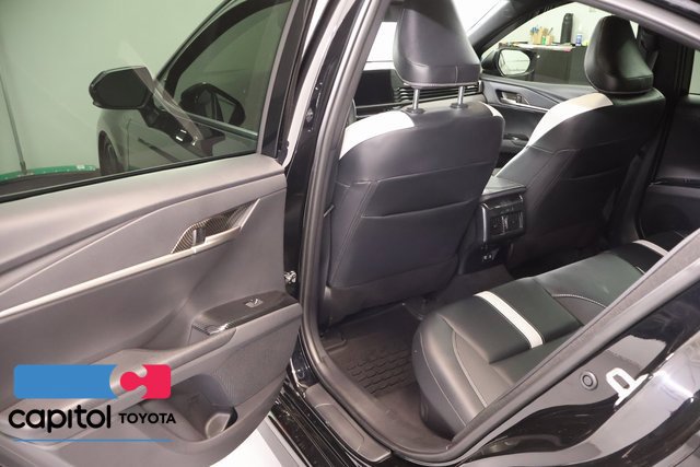 Used 2026 Toyota Camry Hybrid w/ Convenience Package AWD/4WD image 28