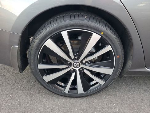 Used 2021 Nissan Altima 2.5 SR image 5