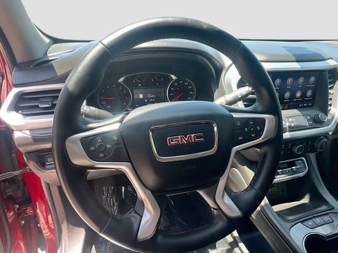 Used 2023 GMC Acadia SLT AWD/4WD image 11