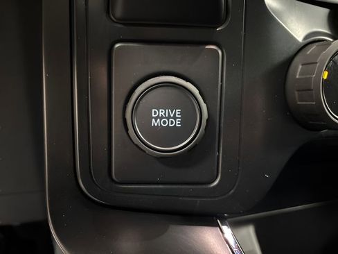 Used 2024 Ford F150 STX image 32