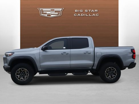 Used 2024 Chevrolet Colorado ZR2 w/ ZR2 Convenience Package III image 2