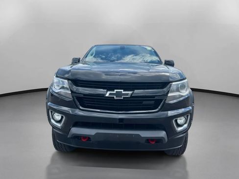 Used 2019 Chevrolet Colorado Z71 w/ Z71 Midnight Edition AWD/4WD image 3