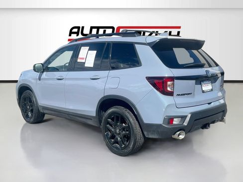 Used 2025 Honda Passport Black Edition image 5
