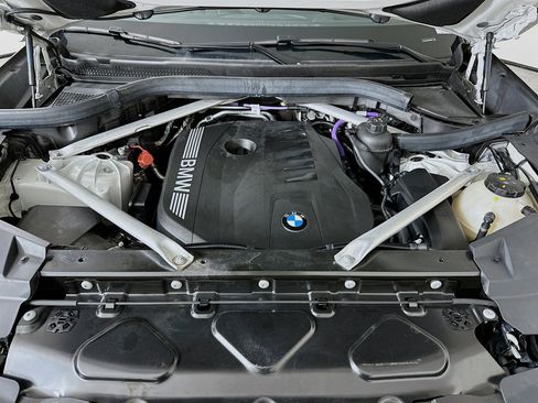 Used 2024 BMW X5 sDrive40i w/ Premium Package image 35