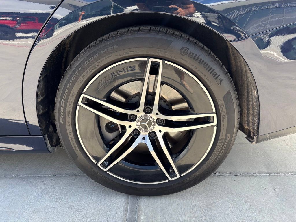 Used 2024 Mercedes-Benz E 450 4MATIC Sedan image 8
