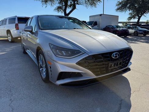 Used 2023 Hyundai Sonata SEL FWD image 1