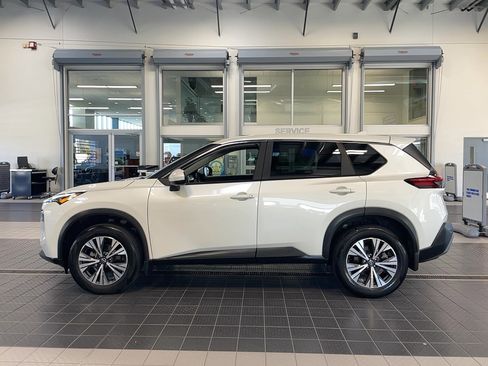 Certified 2023 Nissan Rogue SV image 8