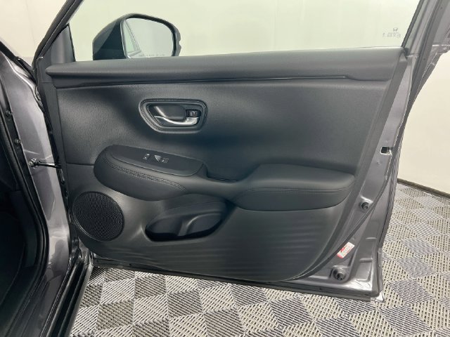 Used 2027 Honda HR-V LX image 29