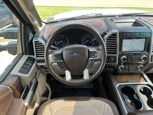 Used 2019 Ford F350 Limited AWD/4WD image 11