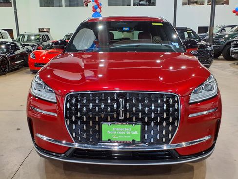 Used 2024 Lincoln Corsair Reserve w/ Equipment Group 201A AWD/4WD image 2
