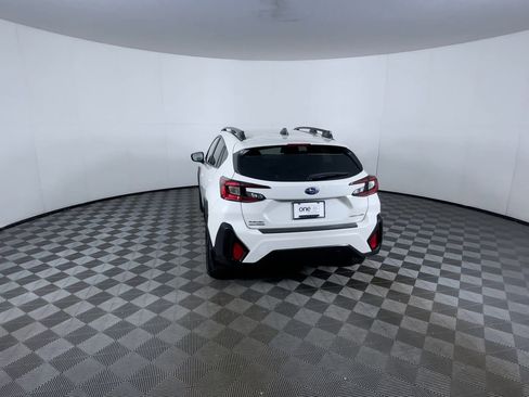 Used 2024 Subaru Crosstrek 2.0i Premium image 7